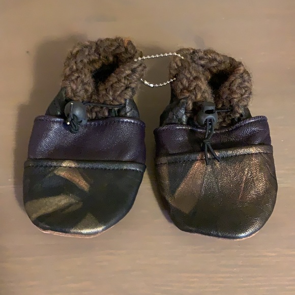 🆕 Handmade Soft Leather Moccasins - Baby Size 4 - Picture 3 of 7